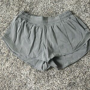 lululemon Hotty Hot low rise shorts 2.5” inseam